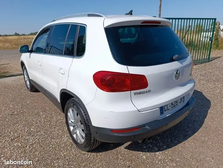 Volkswagen Tiguan 2012 photo 4