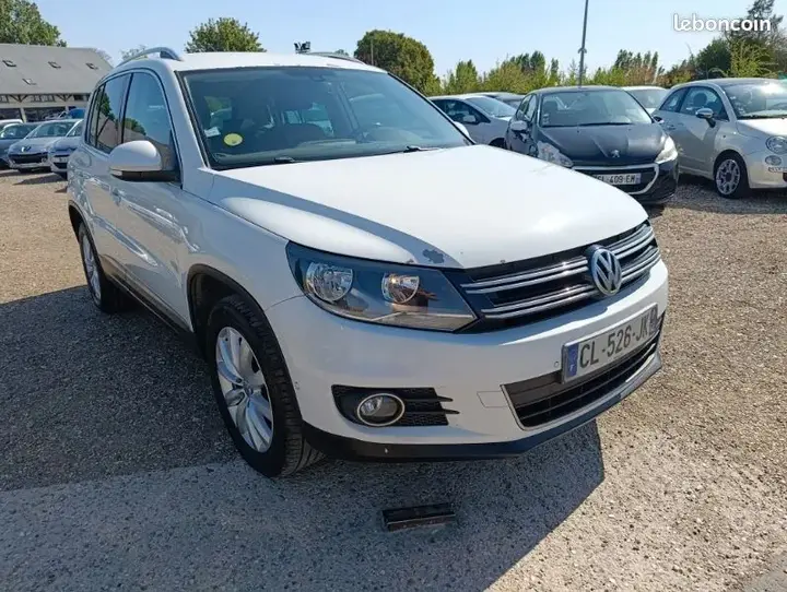 Volkswagen Tiguan 2012 photo 2