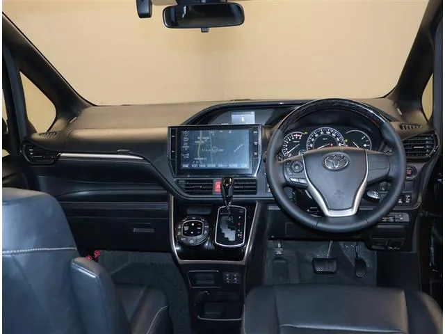 Toyota Esquire 2016 photo 5