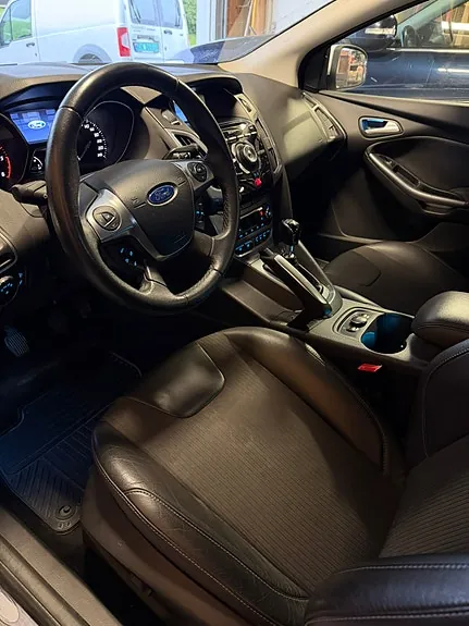 Ford Focus 2011 photo 5