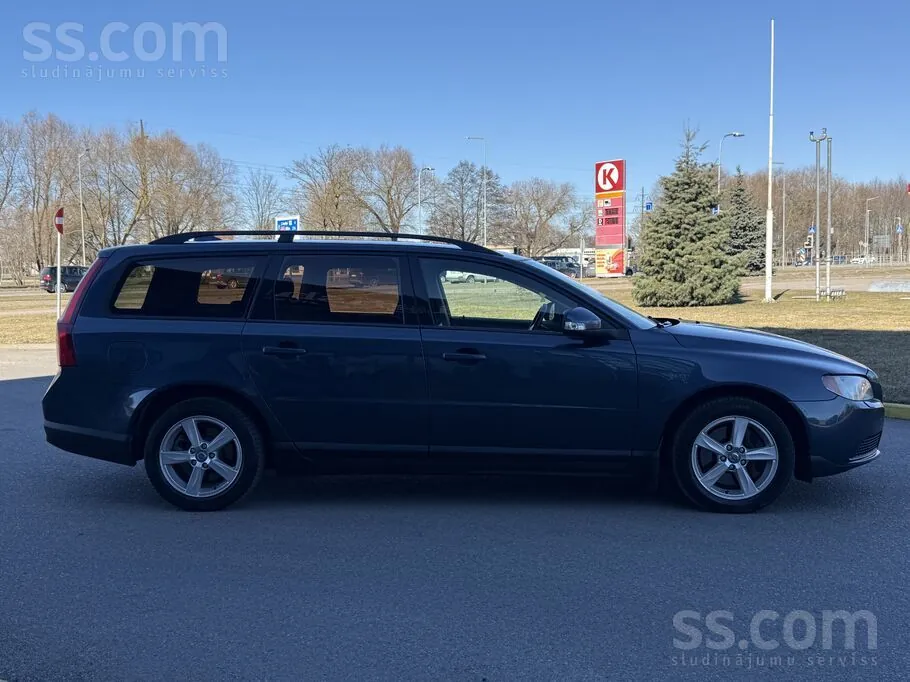 Volvo V70 2008 photo 5