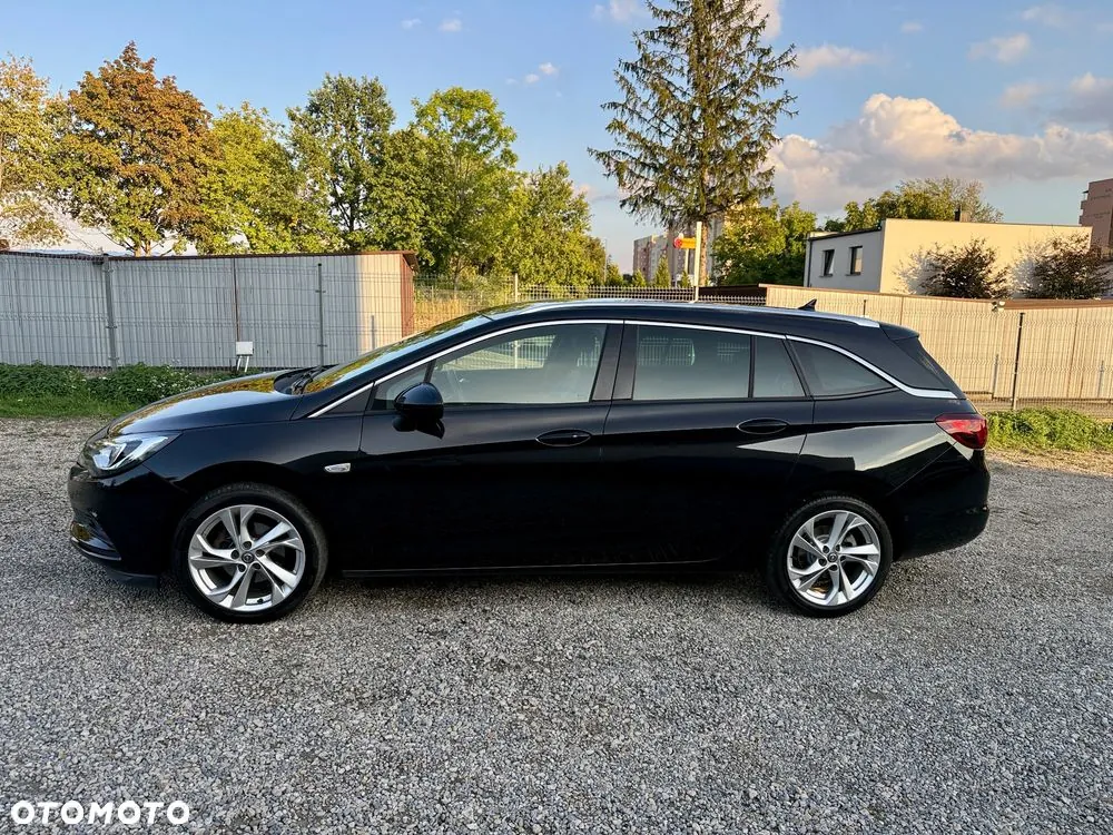 Opel Astra 2019 photo 3