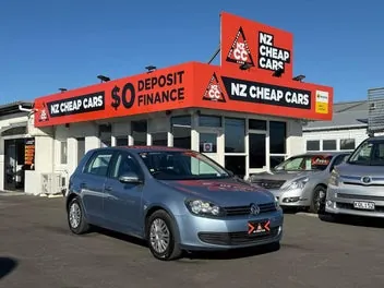 Volkswagen Golf 2011 photo 2