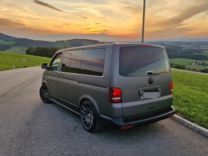 Volkswagen T5 Multivan 2014 photo 2