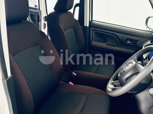 Toyota Roomy 2024 photo 4