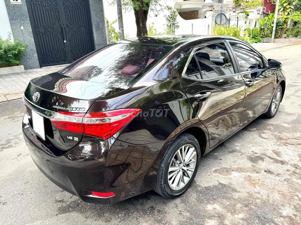 Toyota Corolla Altis 2017 photo 5