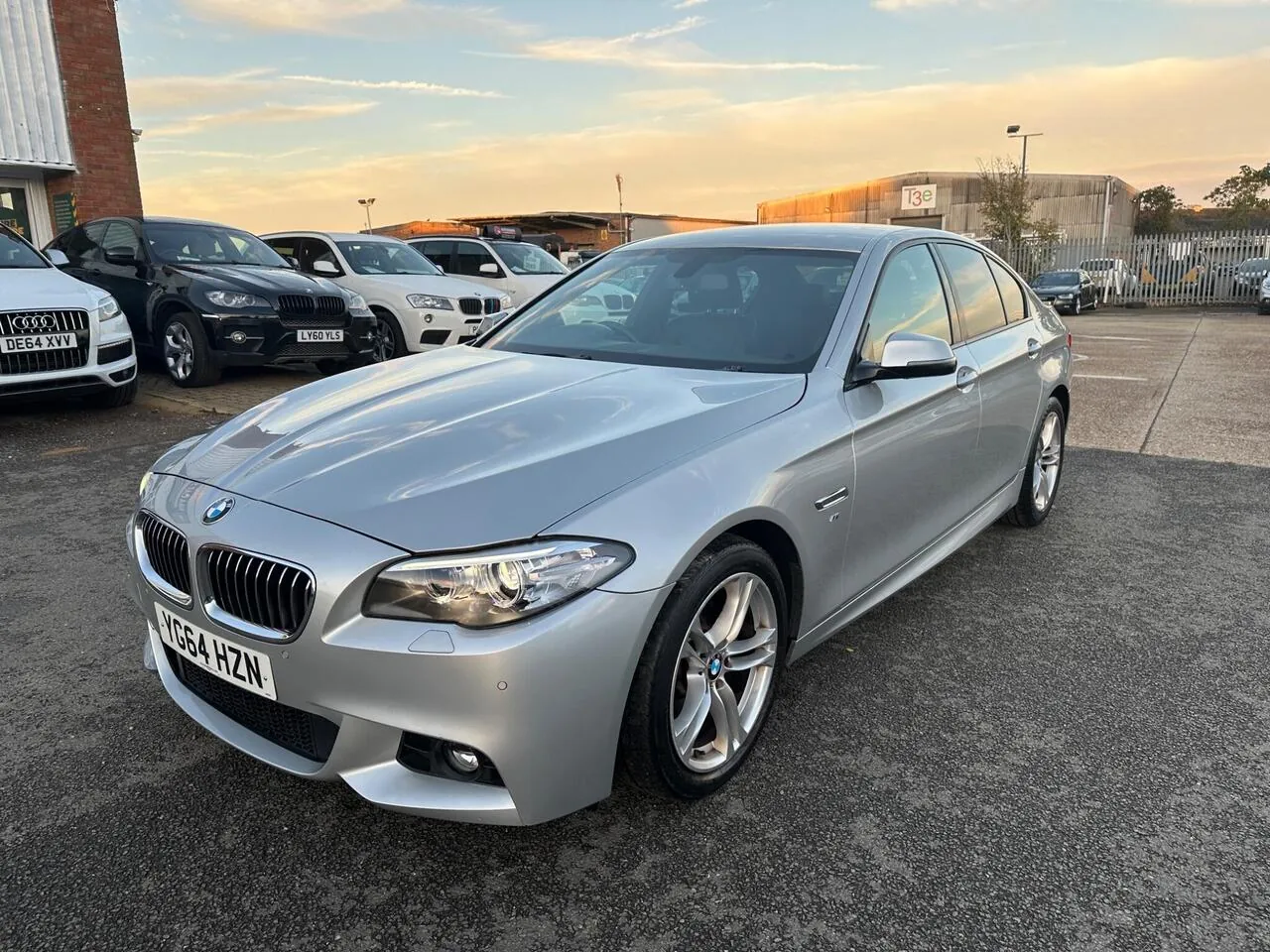BMW 5 Series 2014 photo 2