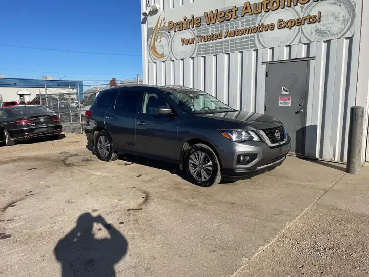 Nissan Pathfinder 2019 photo 3