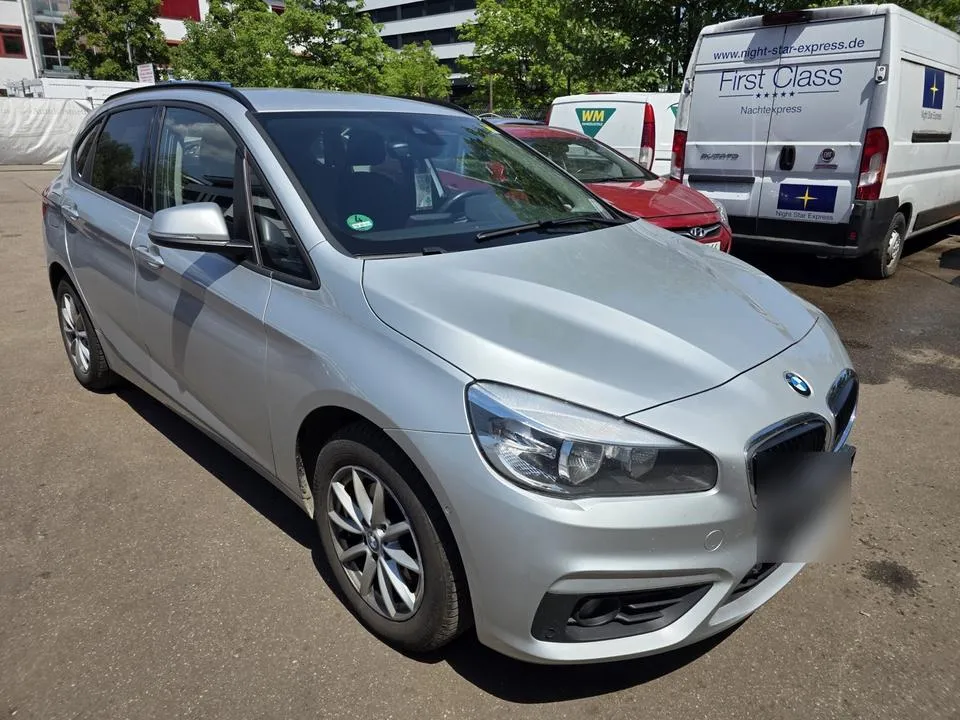 BMW 216