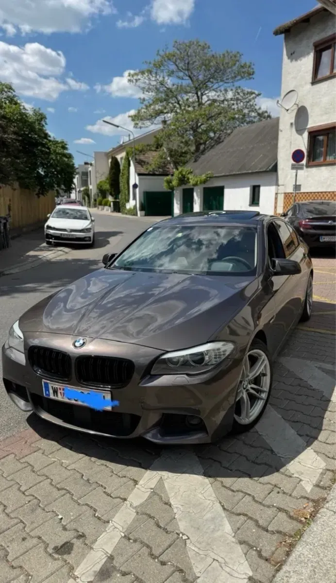 BMW 5 Series 2011 photo 3