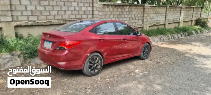 Hyundai Accent 2013 photo 2