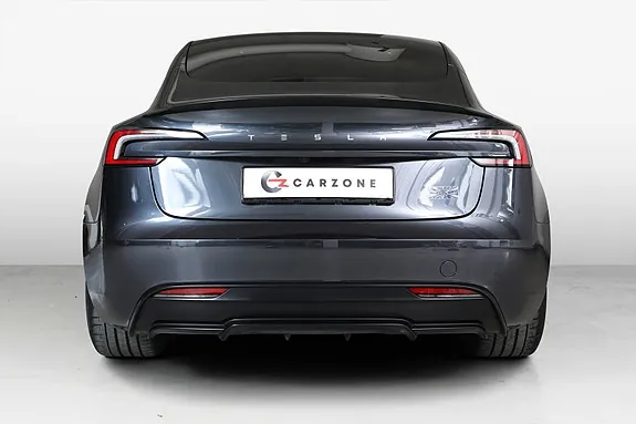 Tesla Model 3 2024 photo 5