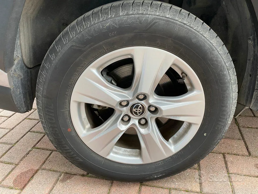 Toyota Rav4 2019 photo 5