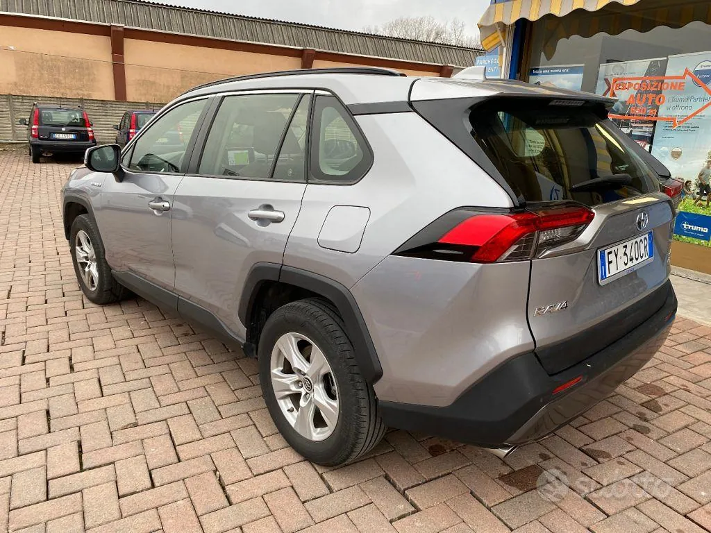 Toyota Rav4 2019 photo 4