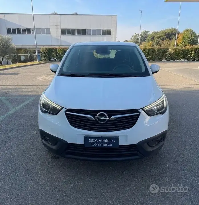 Opel Crossland X 2019 photo 2