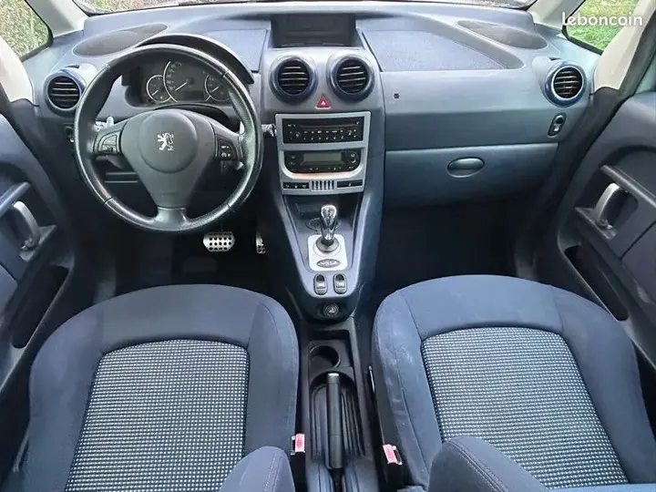 Peugeot 1007 2005 photo 2