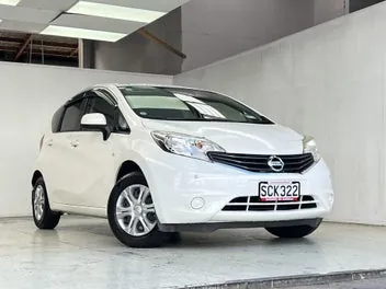 Nissan Note 2014 photo 4