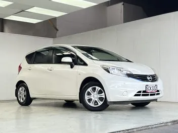 Nissan Note 2014 photo 5