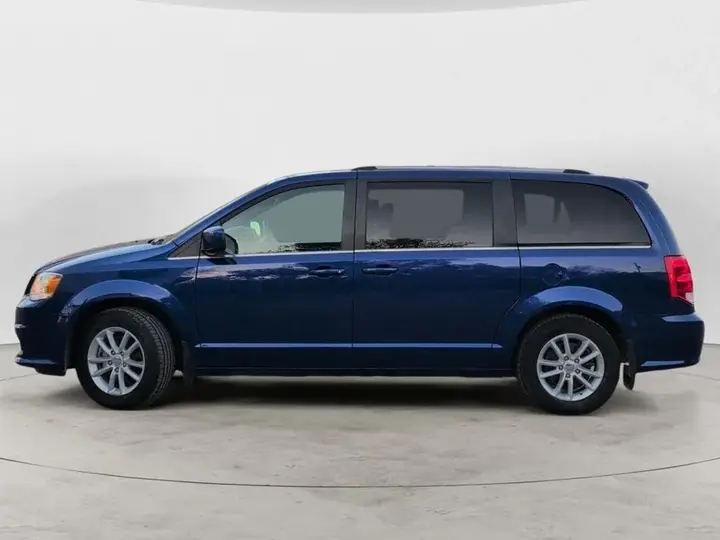 Dodge Grand Caravan 2019 photo 3