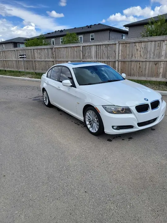 BMW 328I