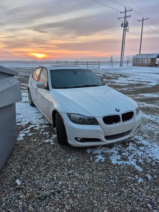 BMW 328I 2010 photo 3