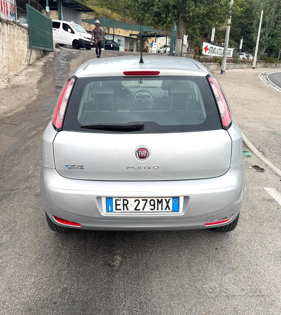 Fiat Punto 2013 photo 4