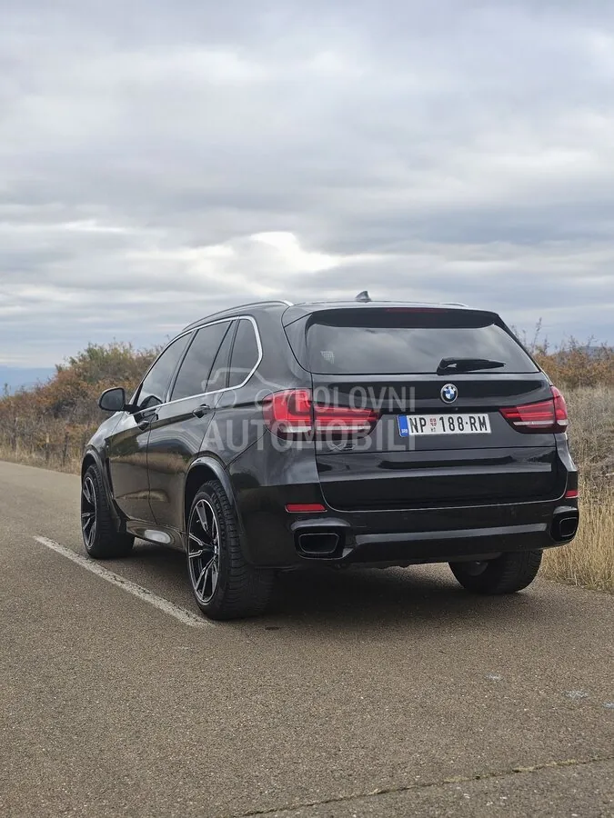 BMW X5 2014 photo 2