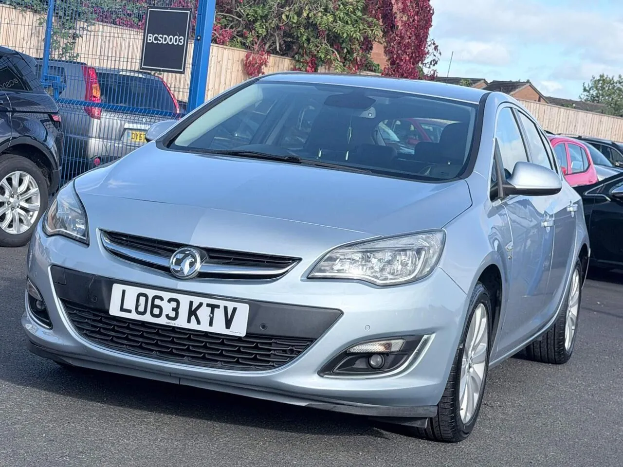 Vauxhall Astra 2014 photo 4