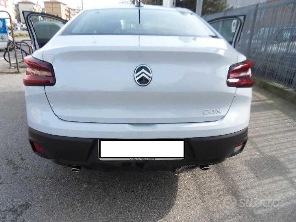 Citroen C4 X 2026 photo 2
