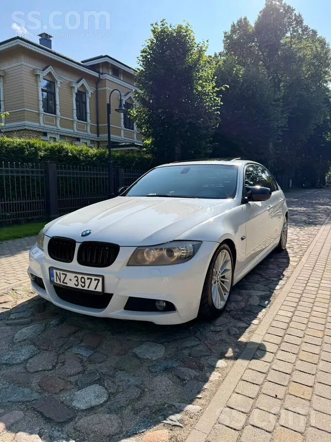BMW 335I