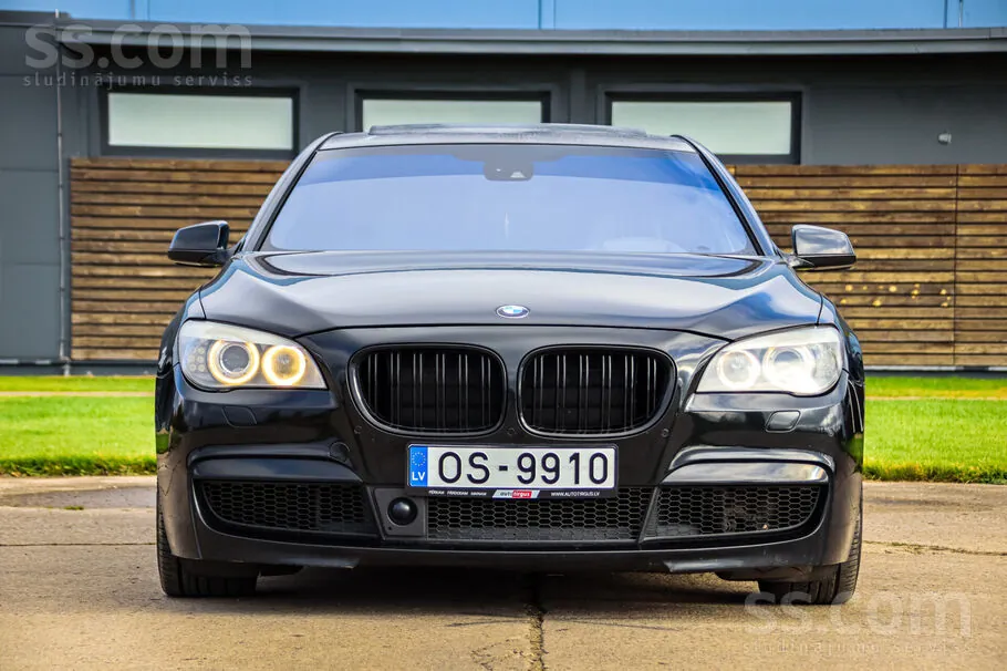 BMW 740D 2009 photo 2