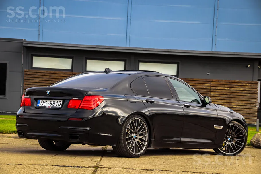 BMW 740D 2009 photo 4
