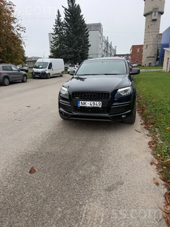 Audi Q7 2012 photo 5