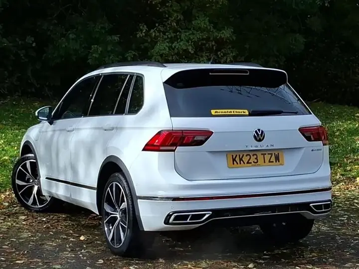 Volkswagen Tiguan 2023 photo 2