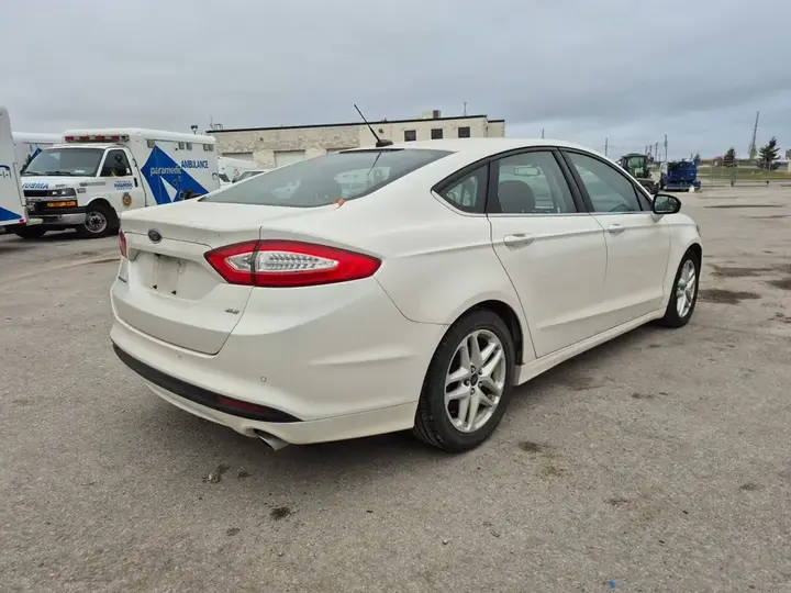 Ford Fusion 2015 photo 5