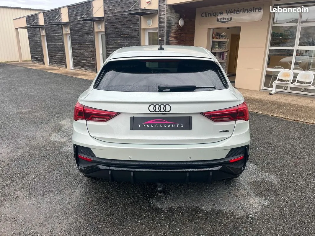 Audi Q3 2020 photo 5