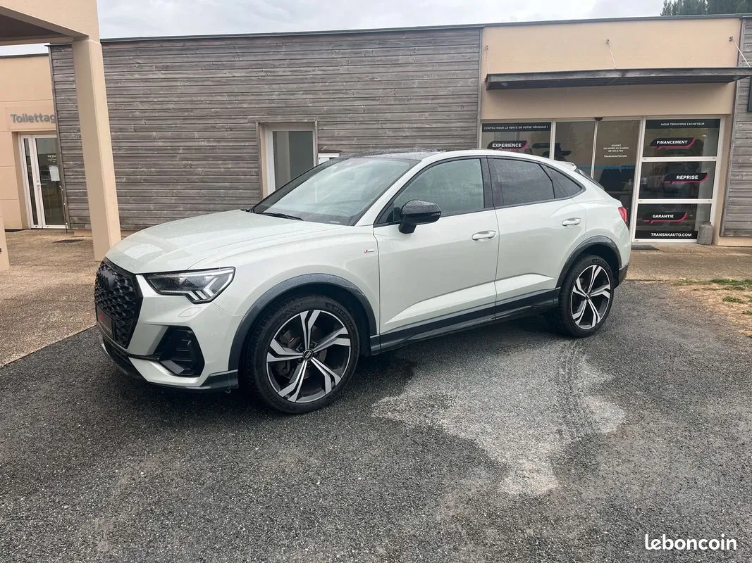 Audi Q3 2020 photo 2