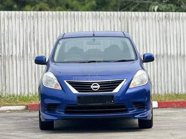 Nissan Almera