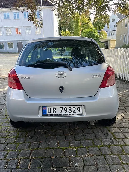 Toyota Yaris 2006 photo 4
