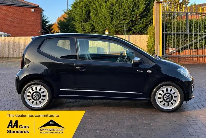 Volkswagen Up 2012 photo 4
