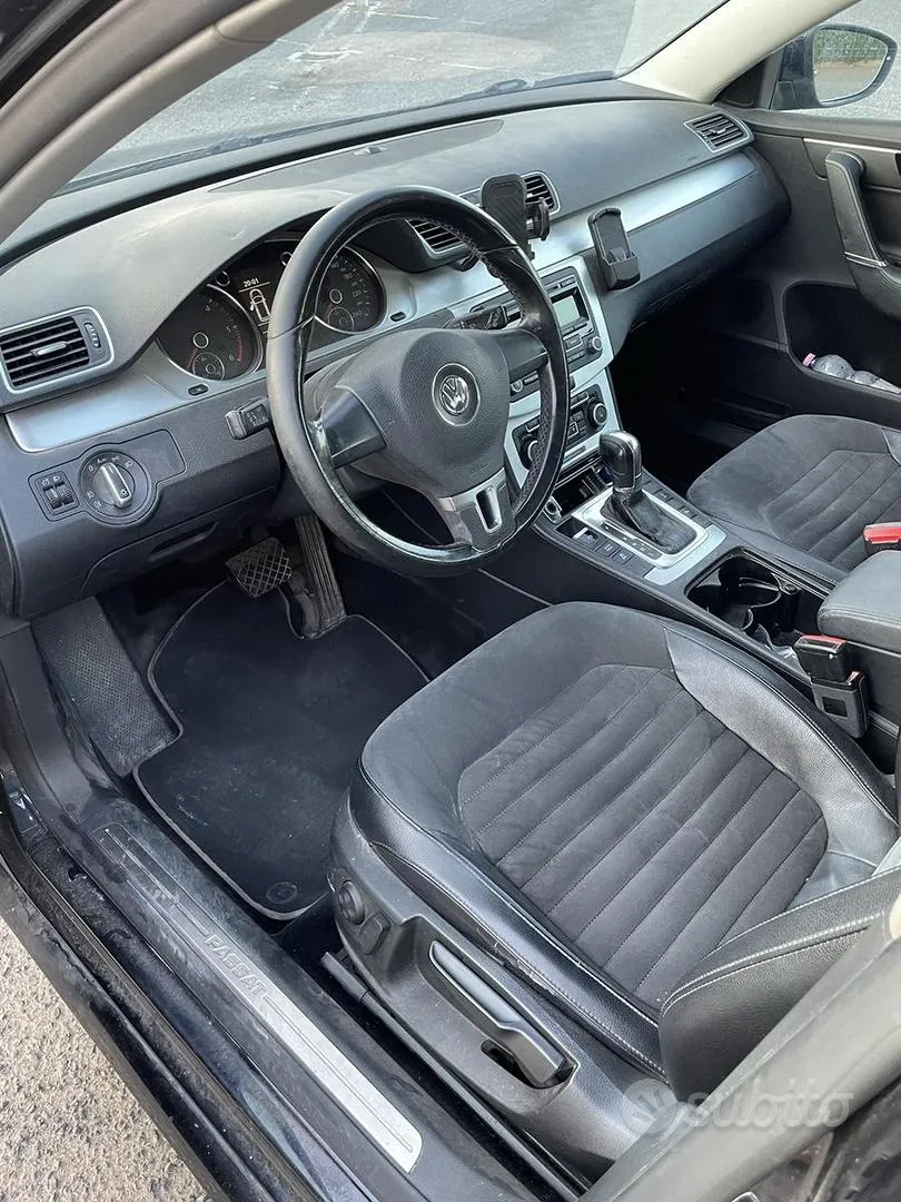 Volkswagen Passat 2011 photo 5