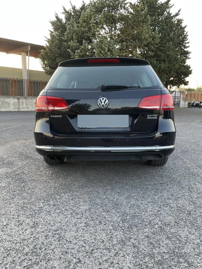 Volkswagen Passat 2011 photo 4
