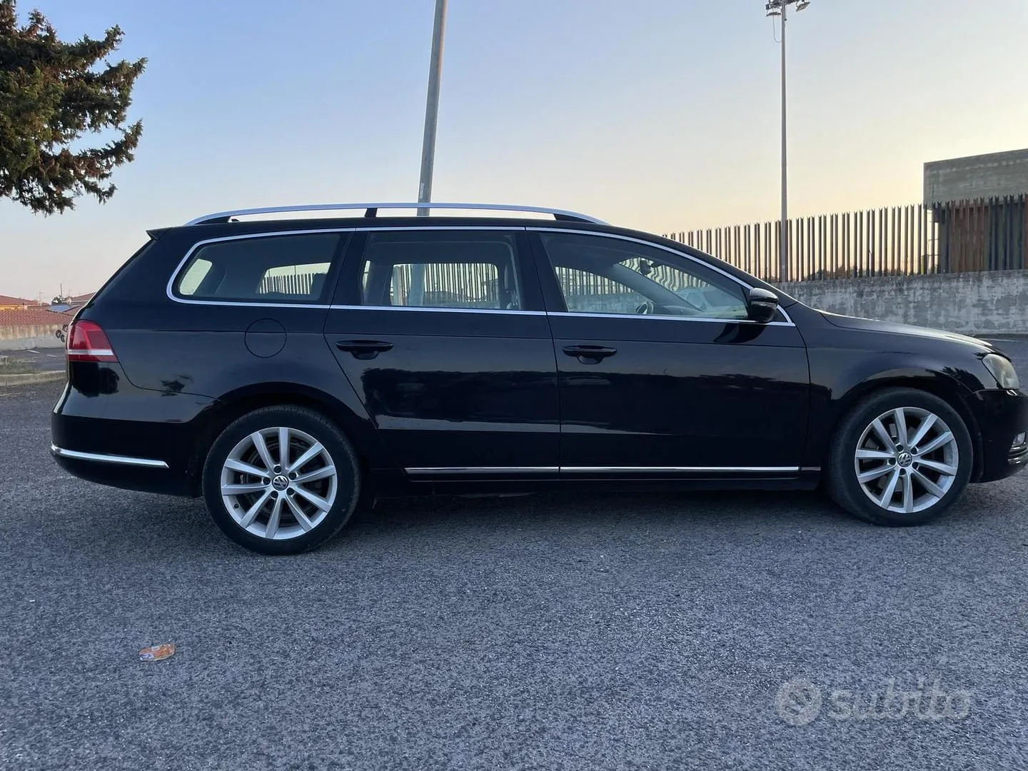 Volkswagen Passat 2011 photo 3