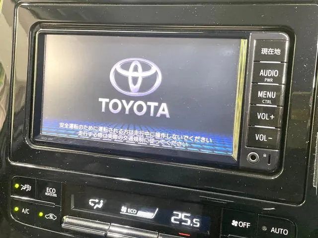 Toyota Prius 2018 photo 3