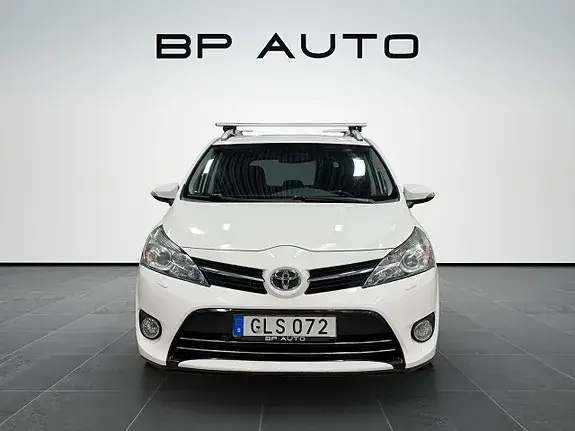 Toyota Verso 2015 photo 3