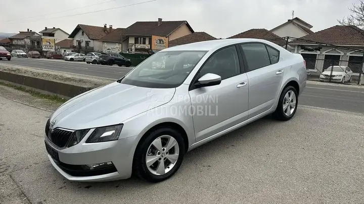Skoda Octavia 2019 photo 2