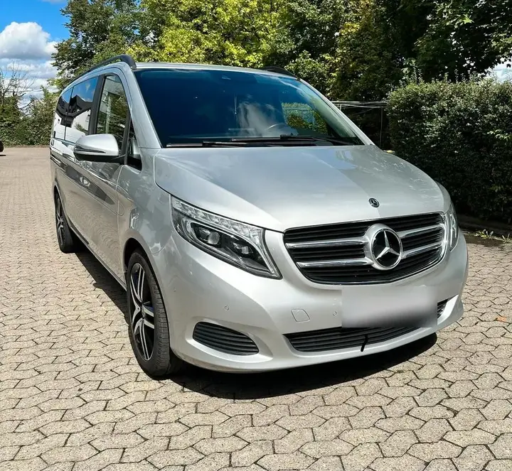 Mercedes-Benz V-Class