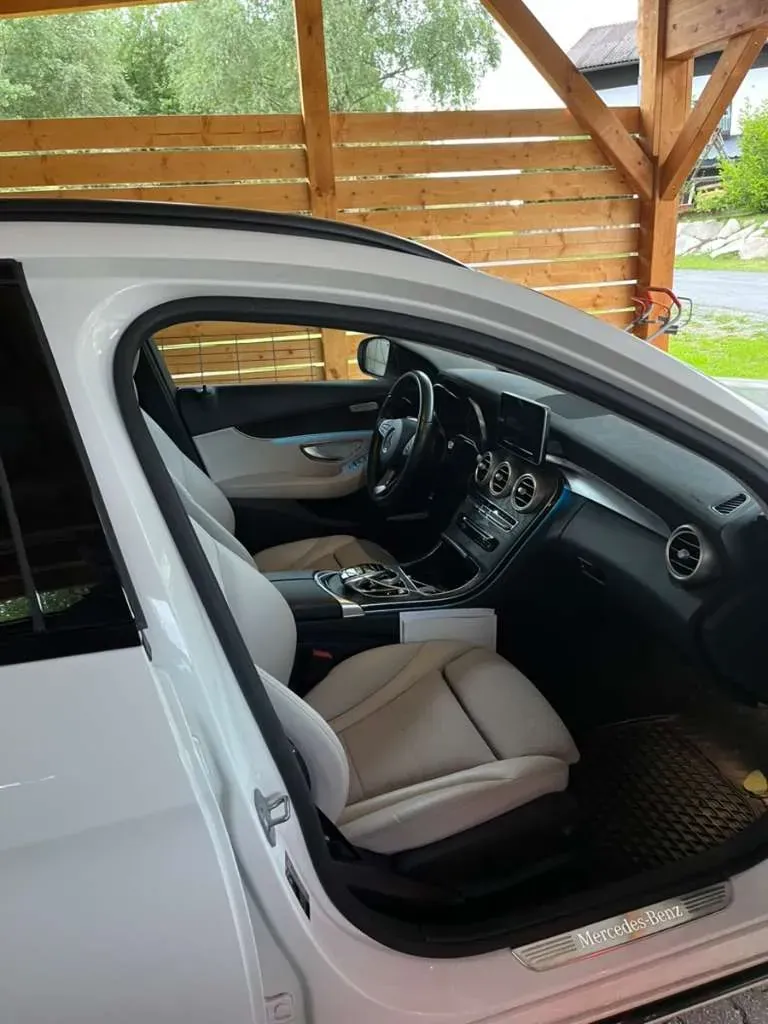 Mercedes-Benz C-Class 2017 photo 3