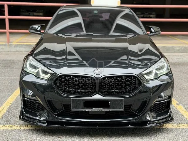 BMW 218I