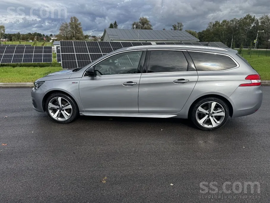 Peugeot 308 2017 photo 2